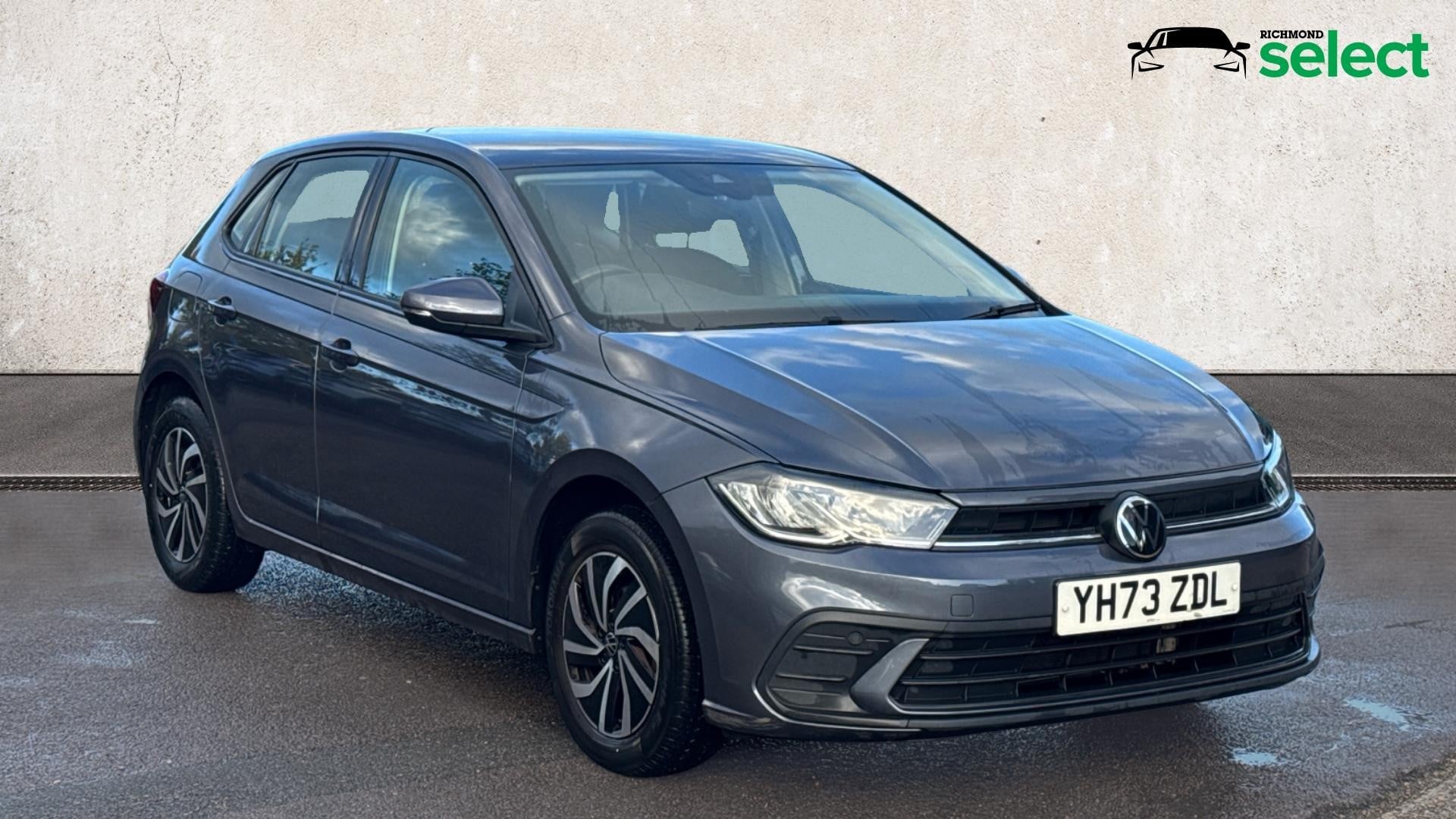 Main listing image - Volkswagen Polo