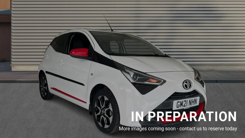 Main listing image - Toyota Aygo