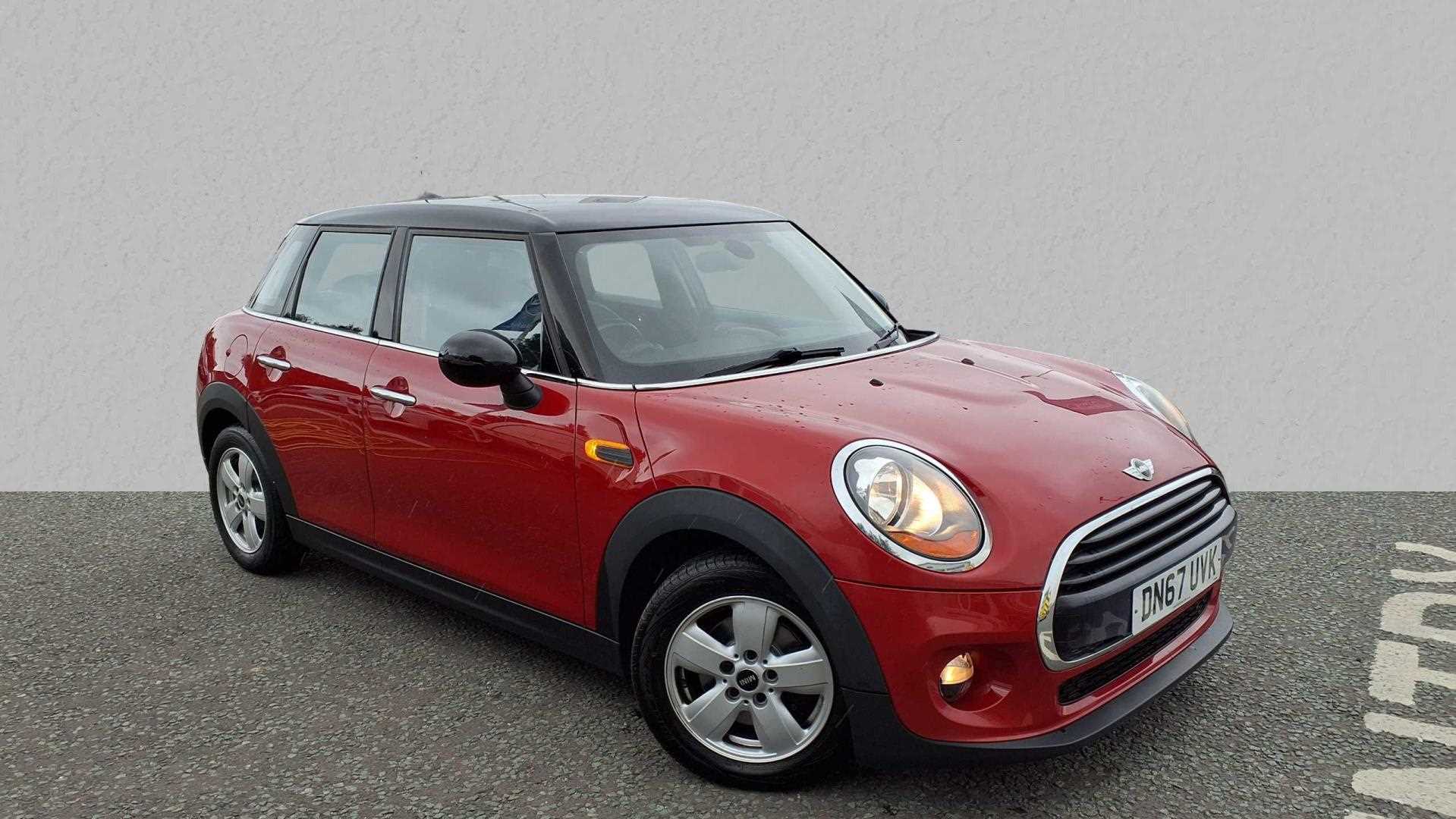 Main listing image - MINI Hatchback 5dr