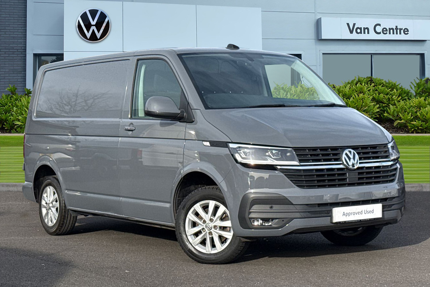 Main listing image - Volkswagen Transporter