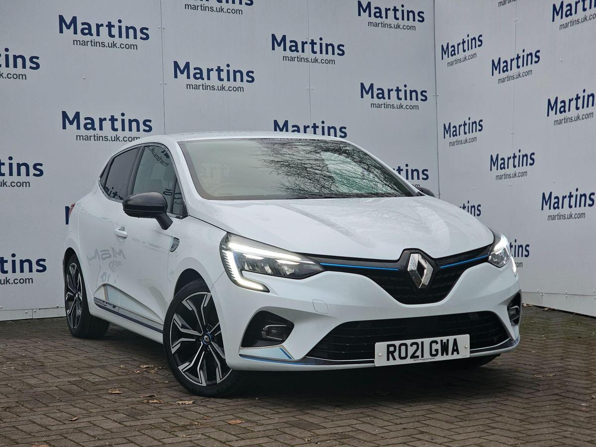 Main listing image - Renault Clio