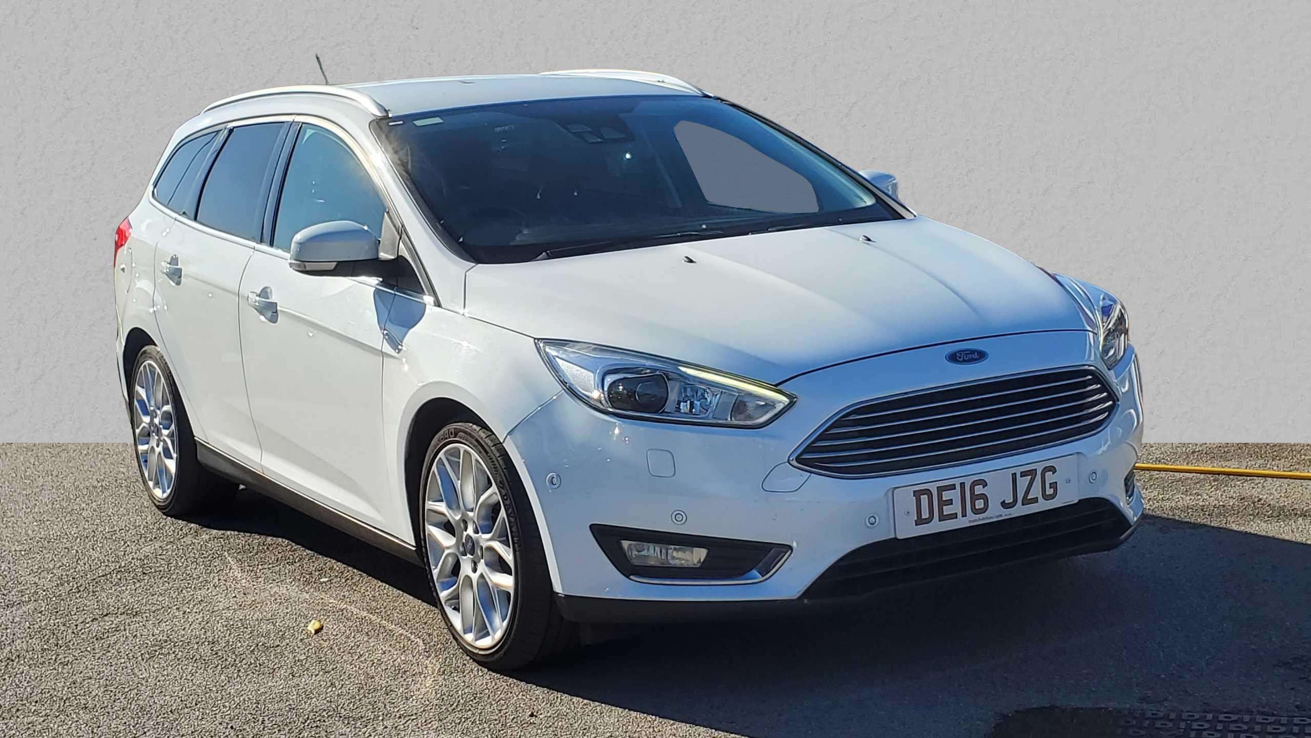 Main listing image - Ford Focus Estate