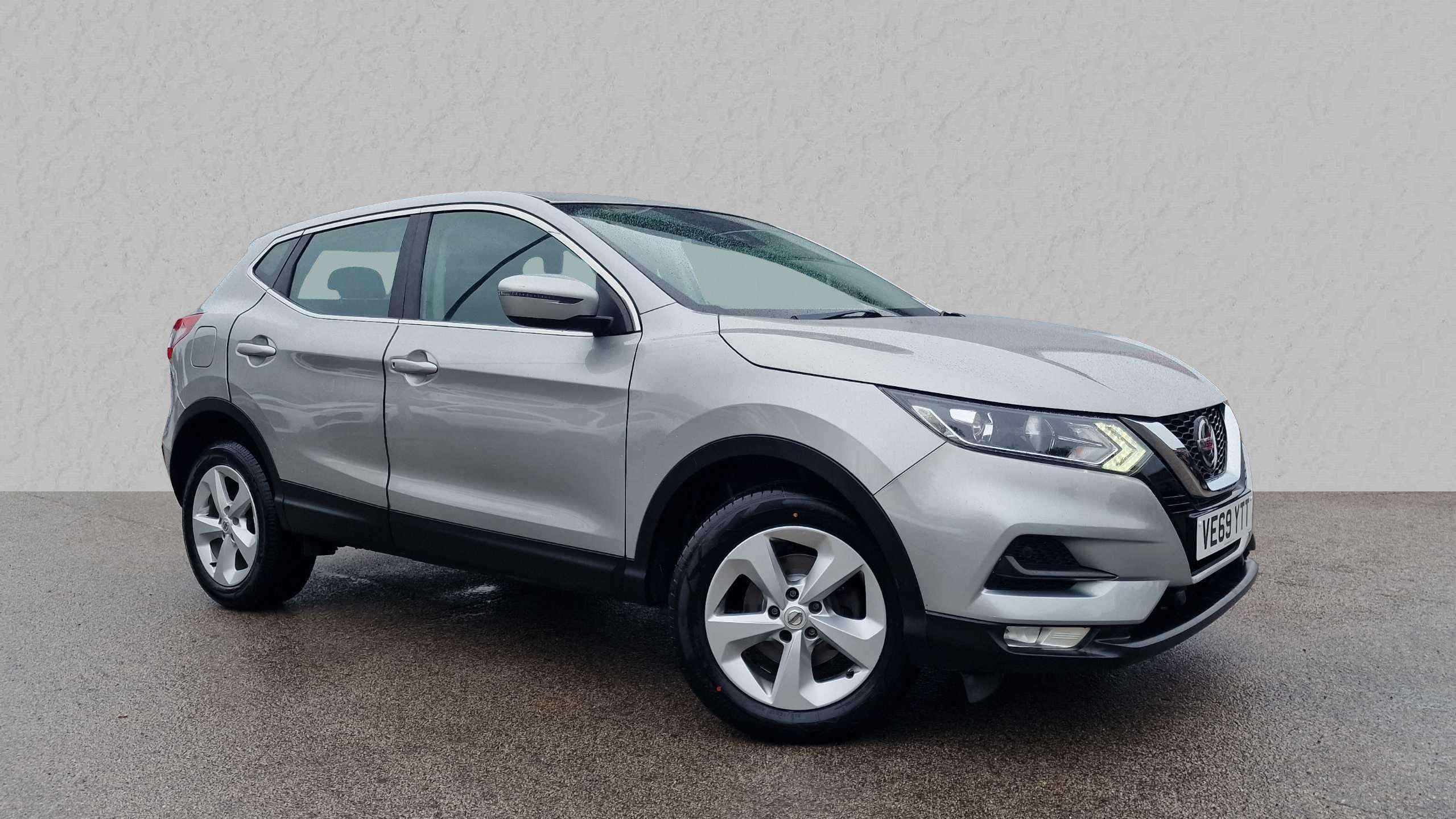 Main listing image - Nissan Qashqai