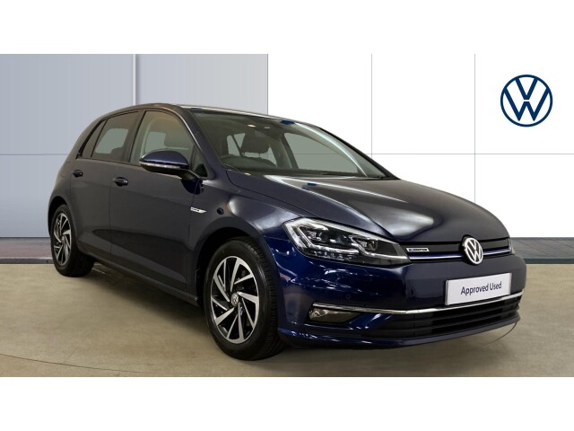 Main listing image - Volkswagen Golf