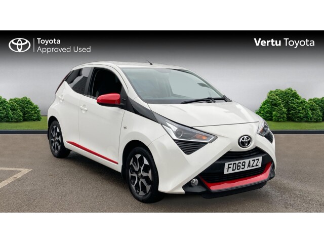 Main listing image - Toyota Aygo