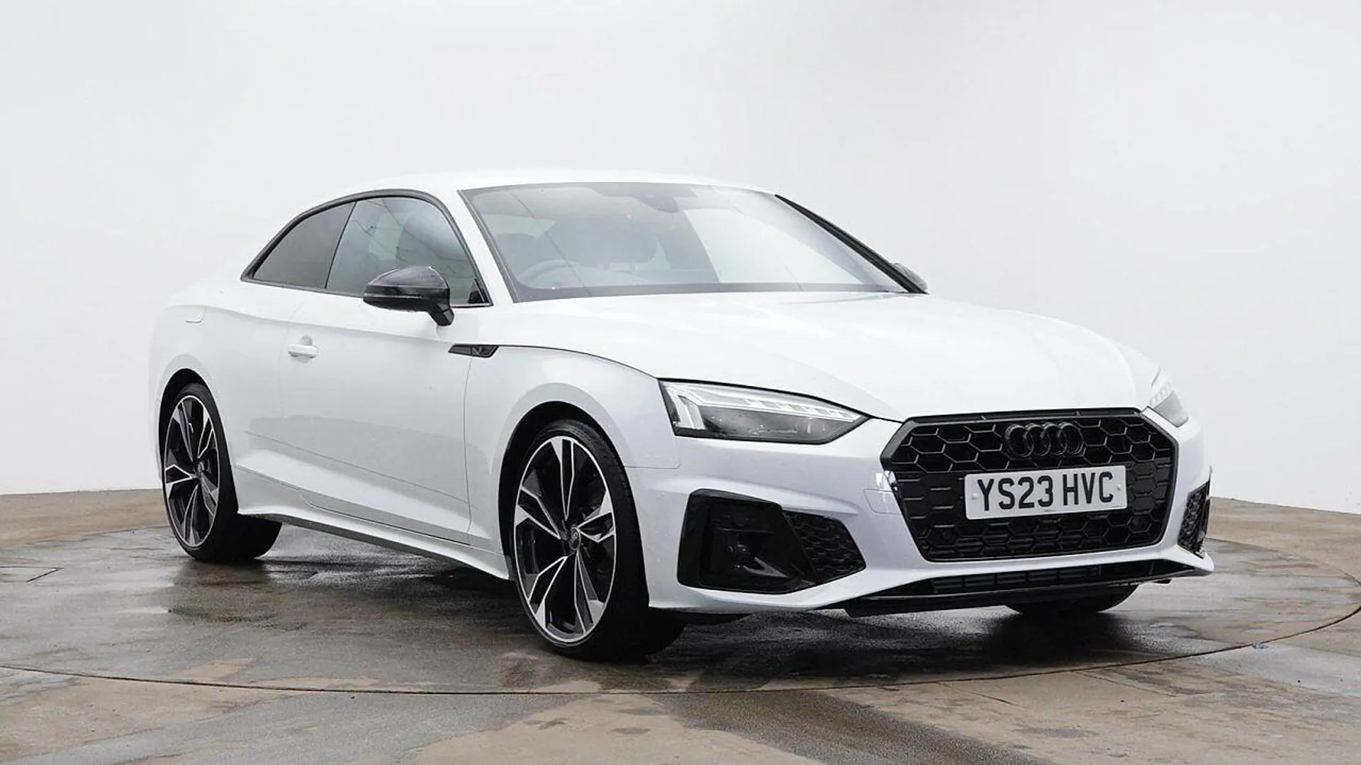 Main listing image - Audi A5