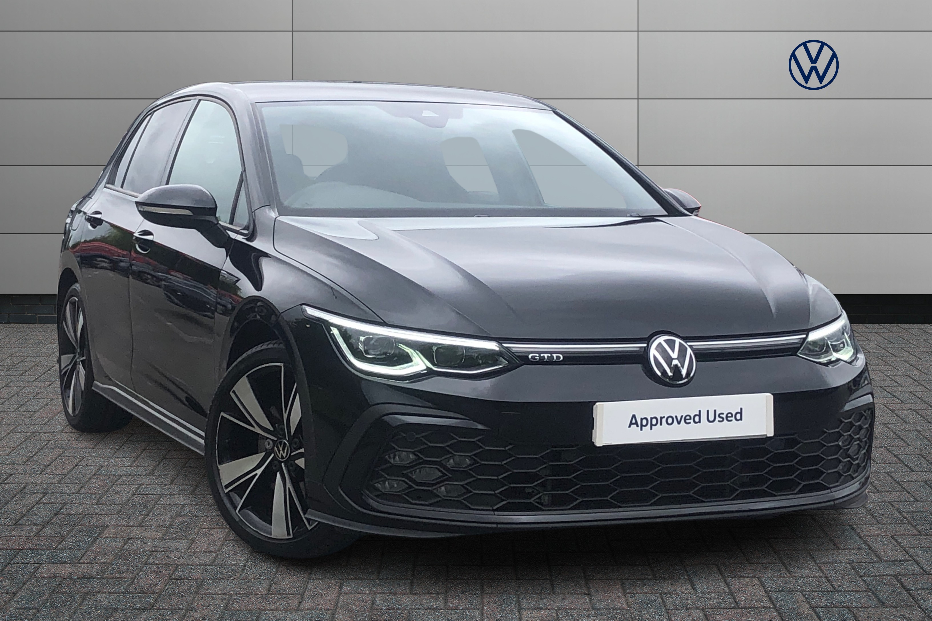 Main listing image - Volkswagen Golf