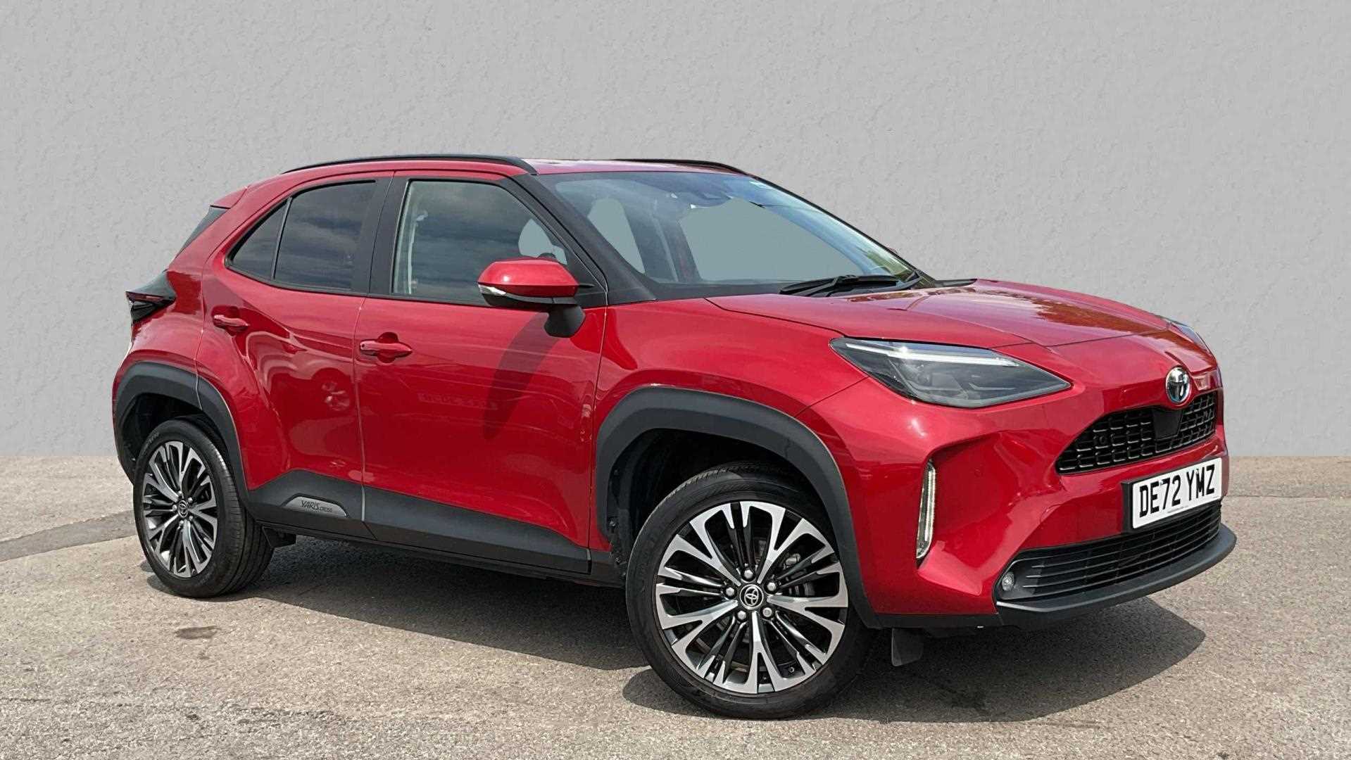 Main listing image - Toyota Yaris Cross