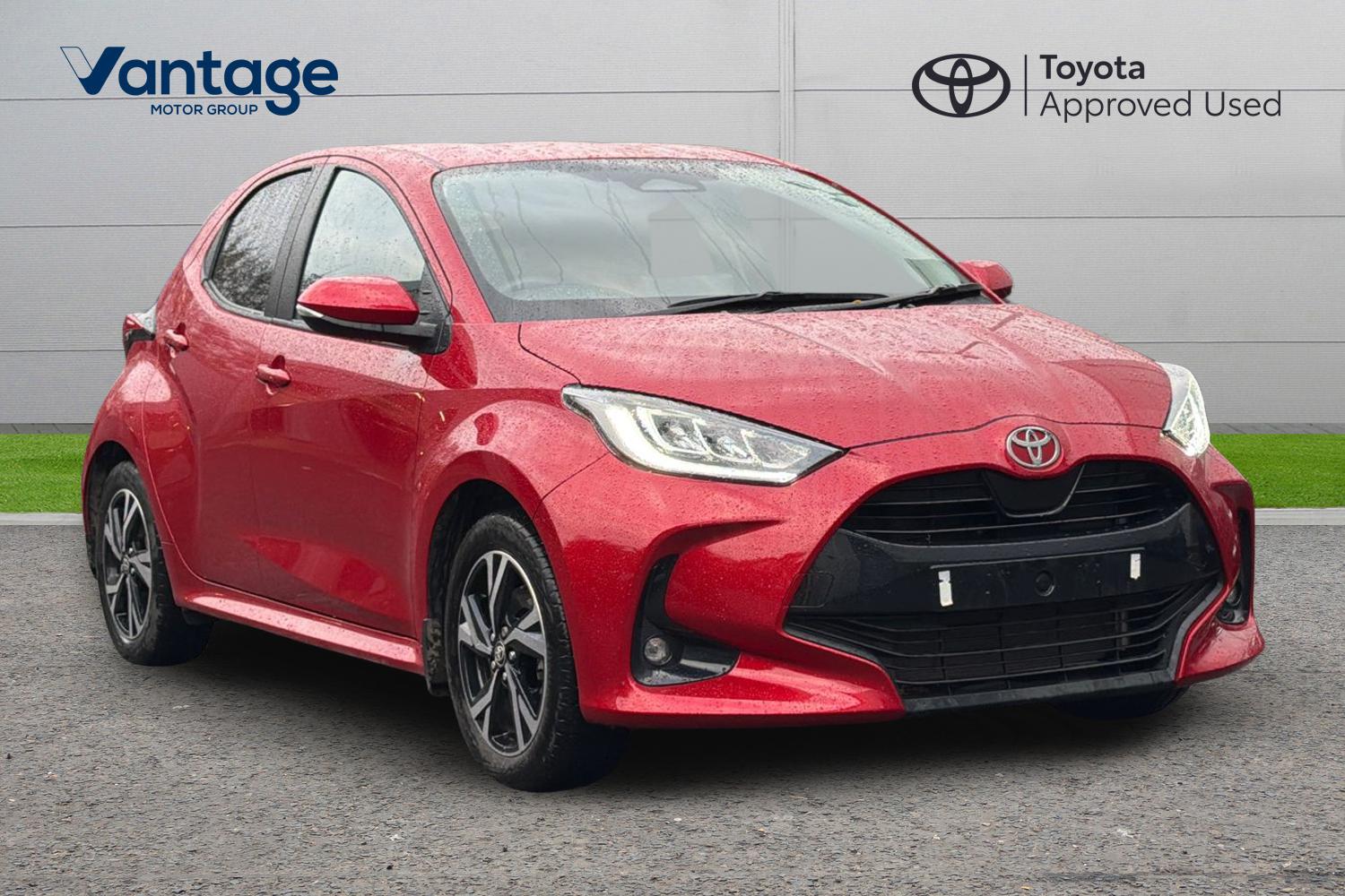 Main listing image - Toyota Yaris