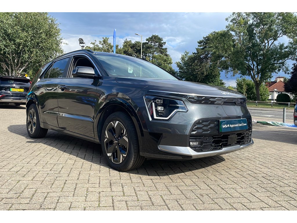 Main listing image - Kia Niro