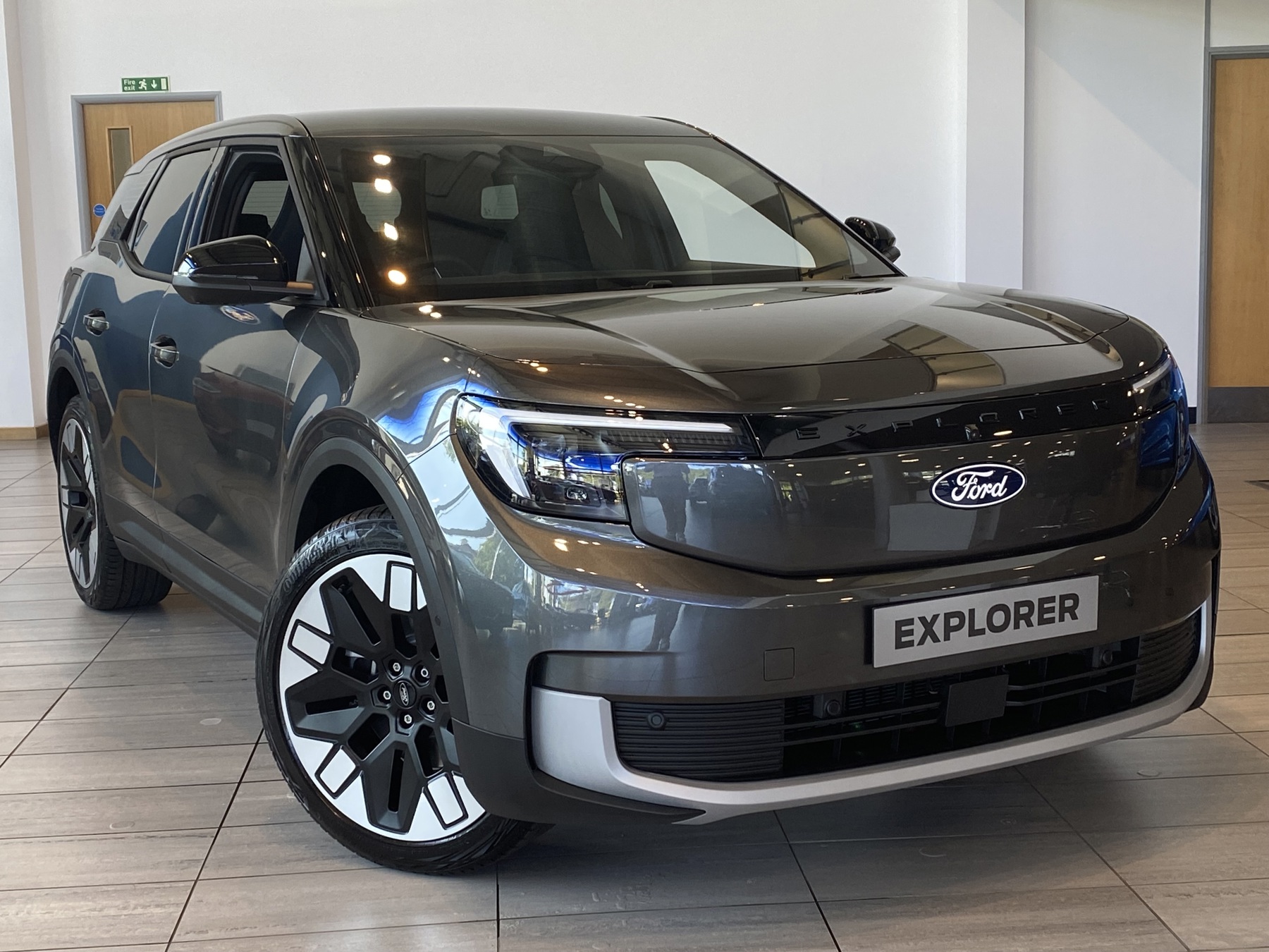 Main listing image - Ford Explorer