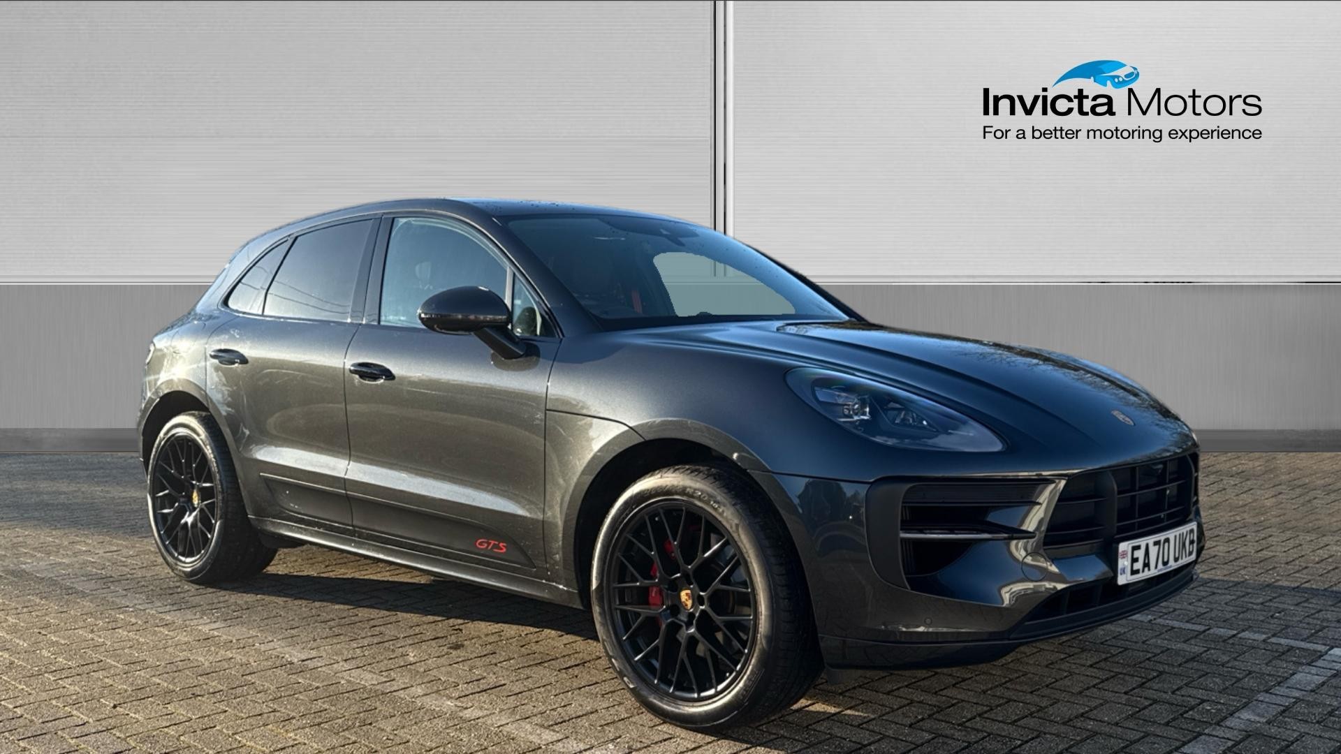 Main listing image - Porsche Macan