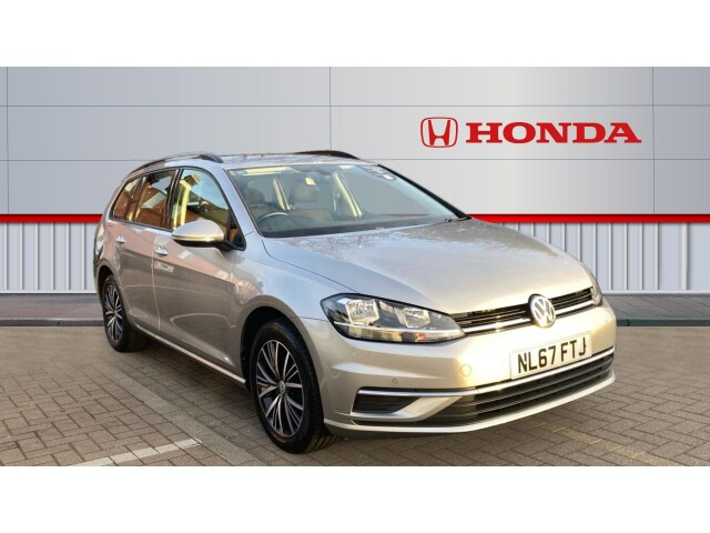 Main listing image - Volkswagen Golf Estate