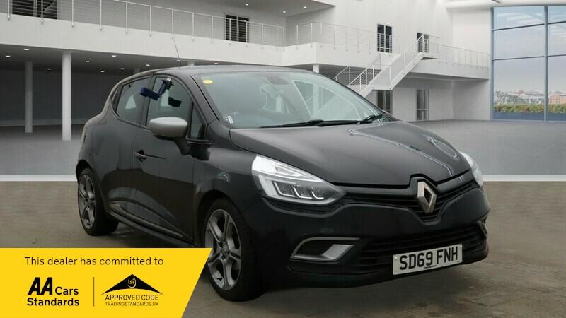 Main listing image - Renault Clio