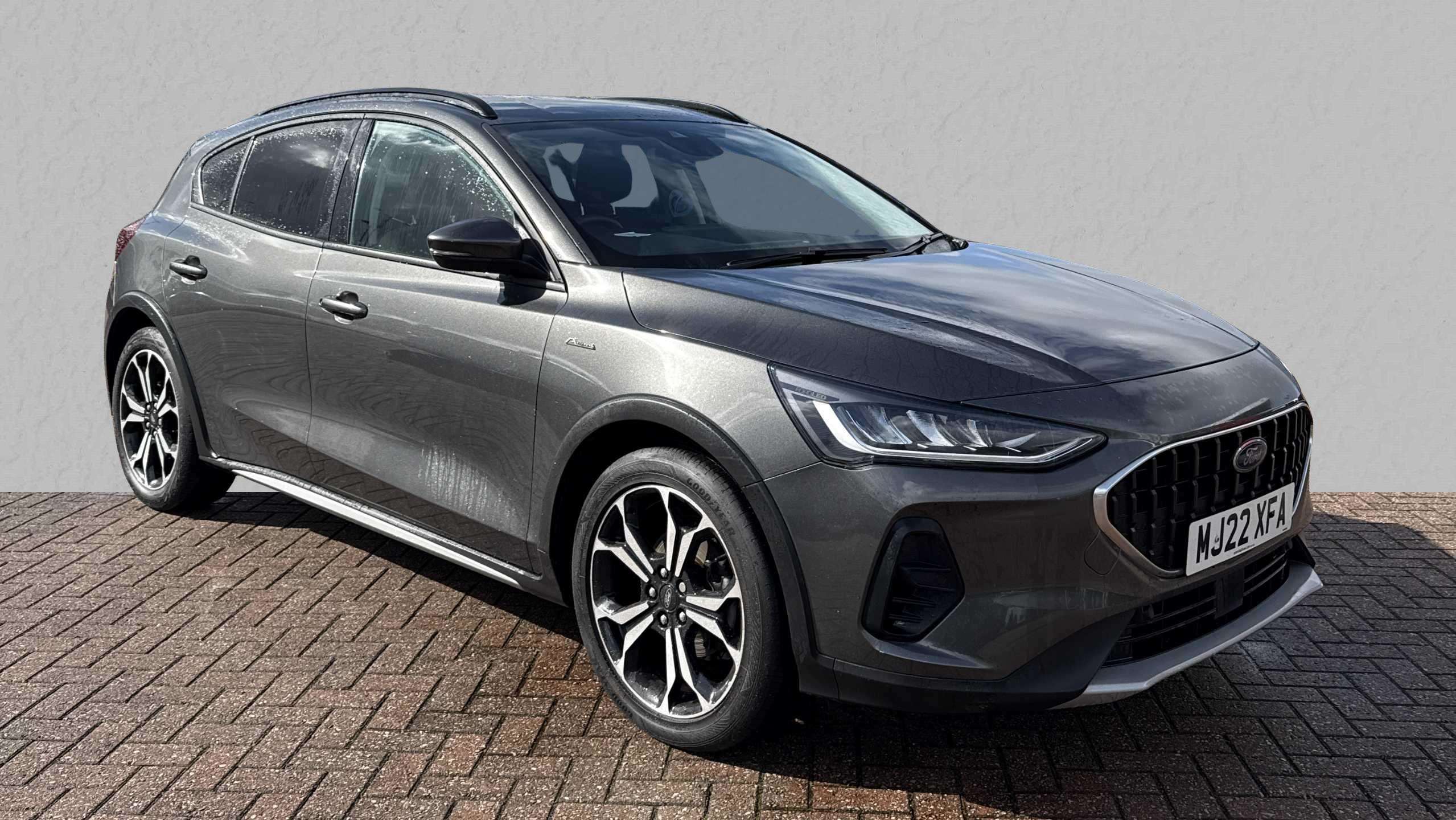 Main listing image - Ford Focus Active