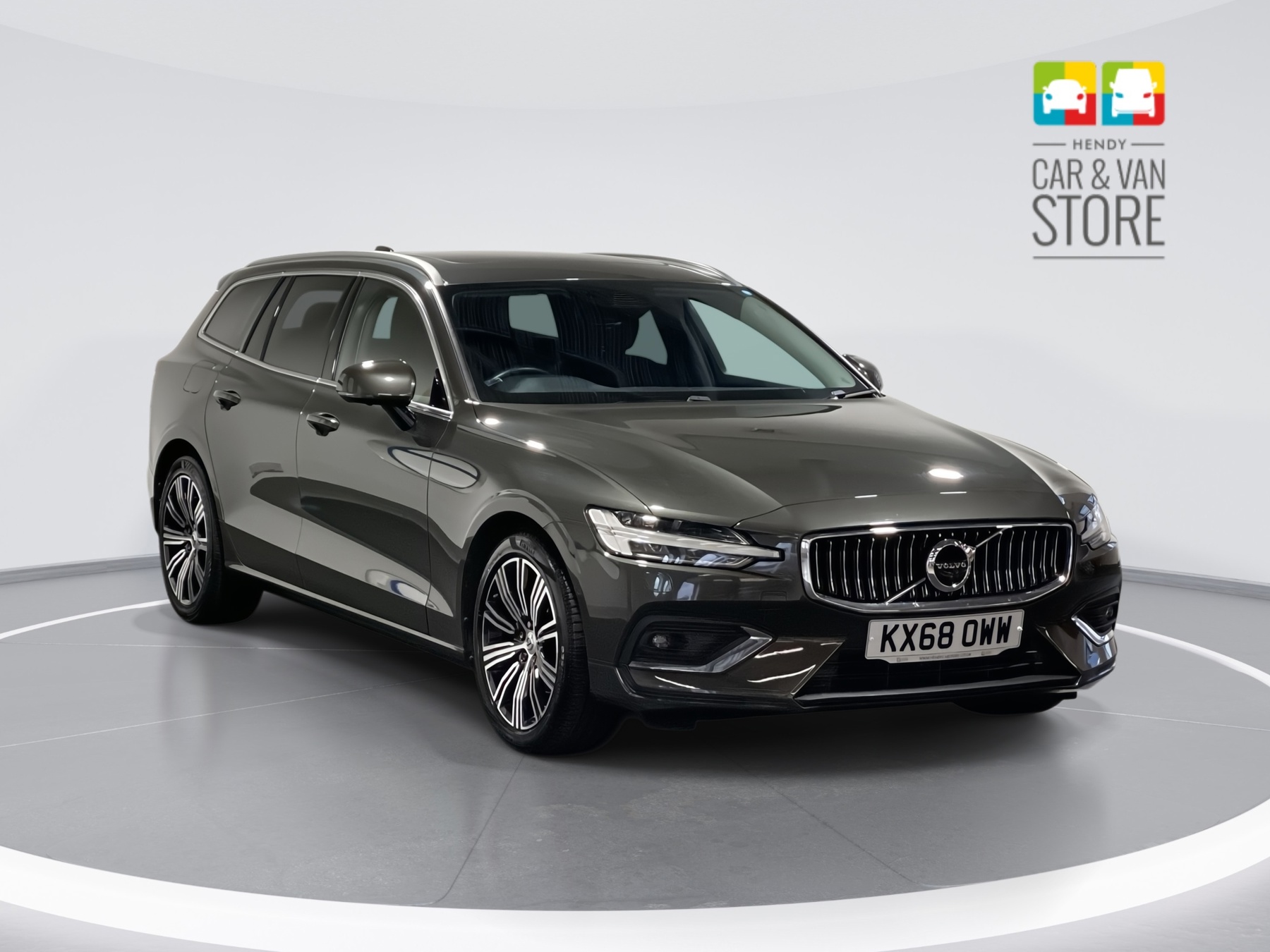 Main listing image - Volvo V60