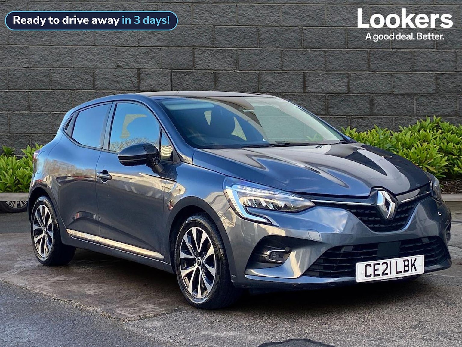 Main listing image - Renault Clio