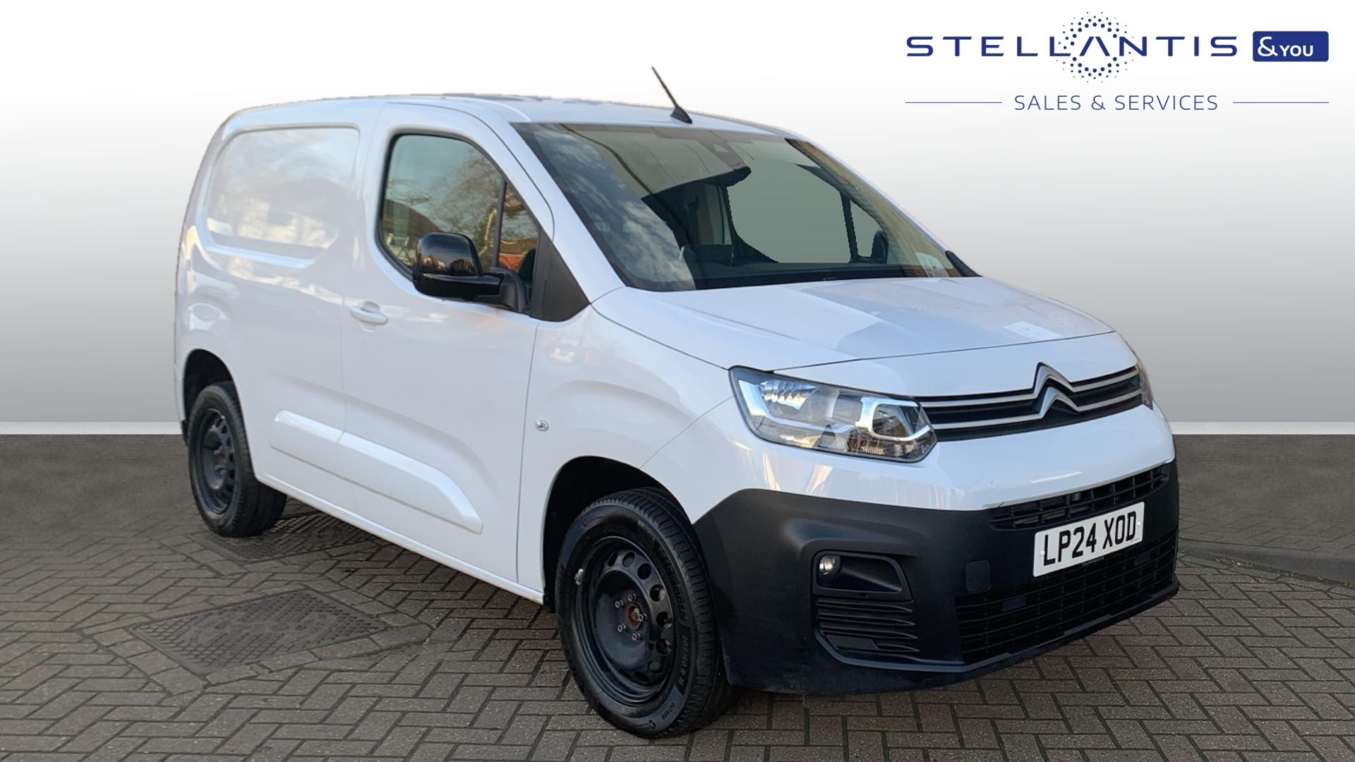 Main listing image - Citroen Berlingo Van