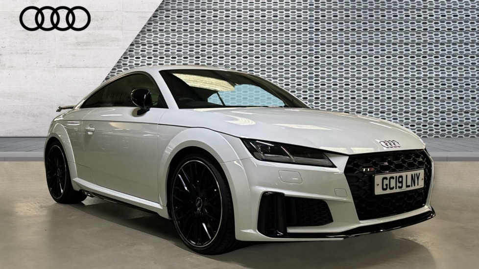 Main listing image - Audi TT S