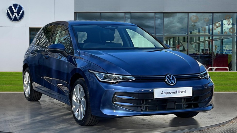 Main listing image - Volkswagen Golf
