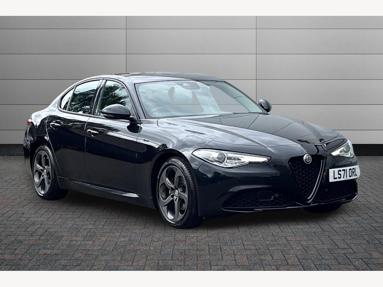 Main listing image - Alfa Romeo Giulia