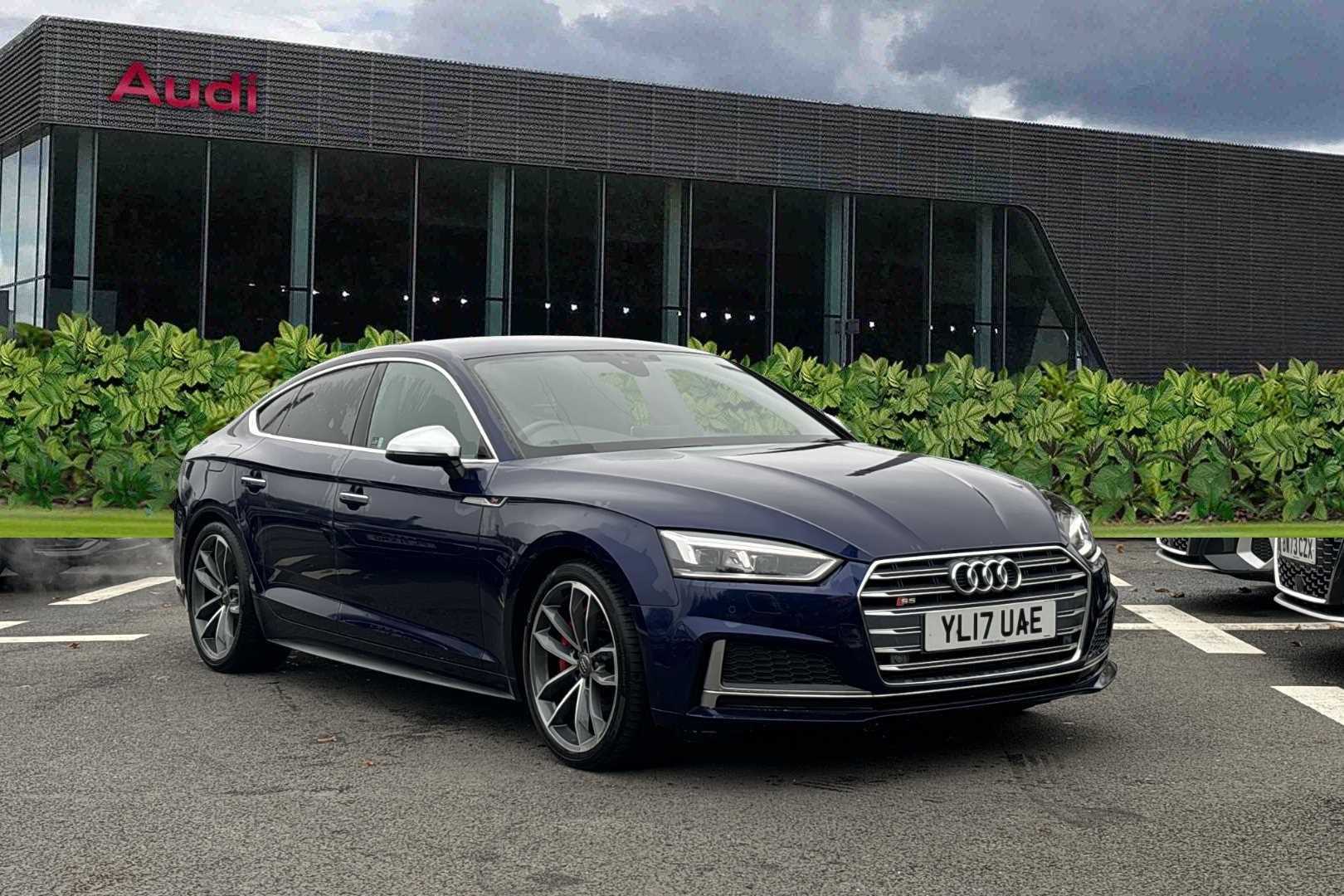 Main listing image - Audi S5