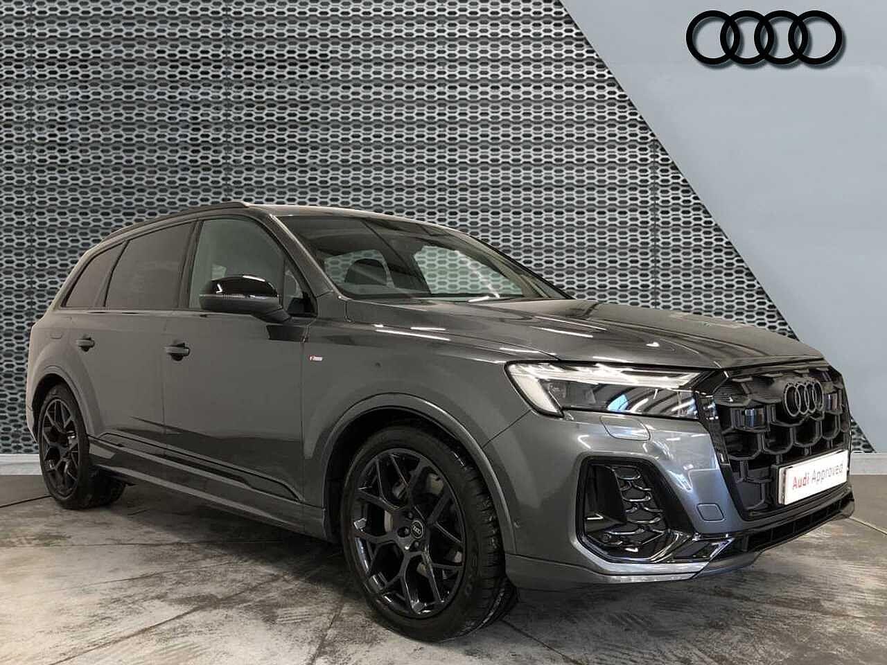 Main listing image - Audi Q7