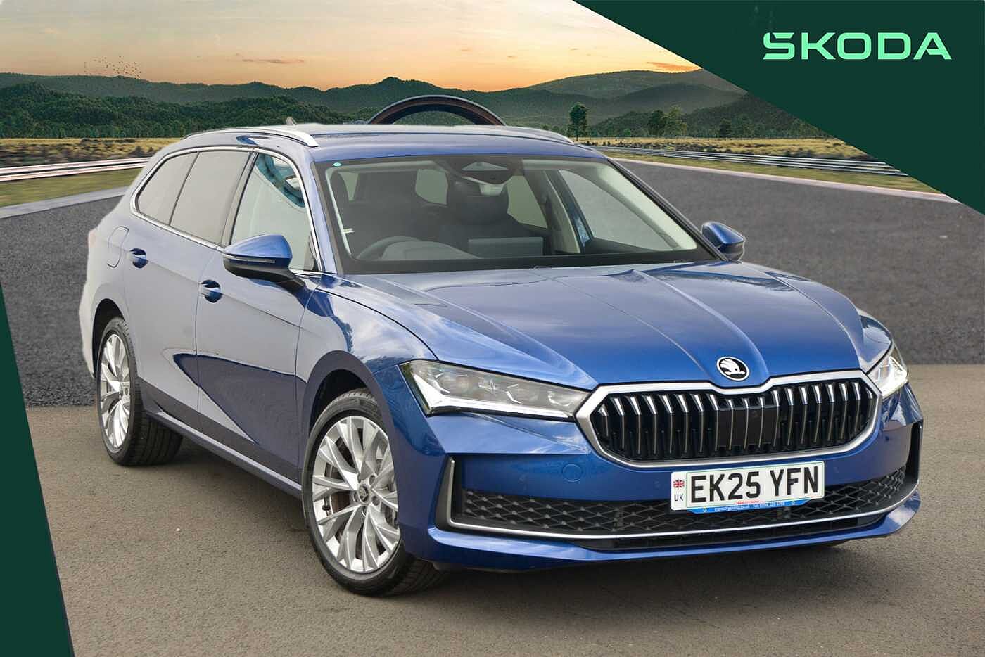 Main listing image - Skoda Superb Estate