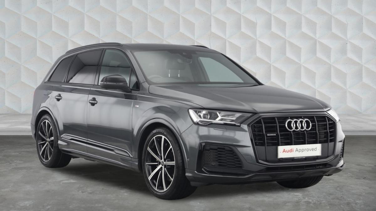 Main listing image - Audi Q7