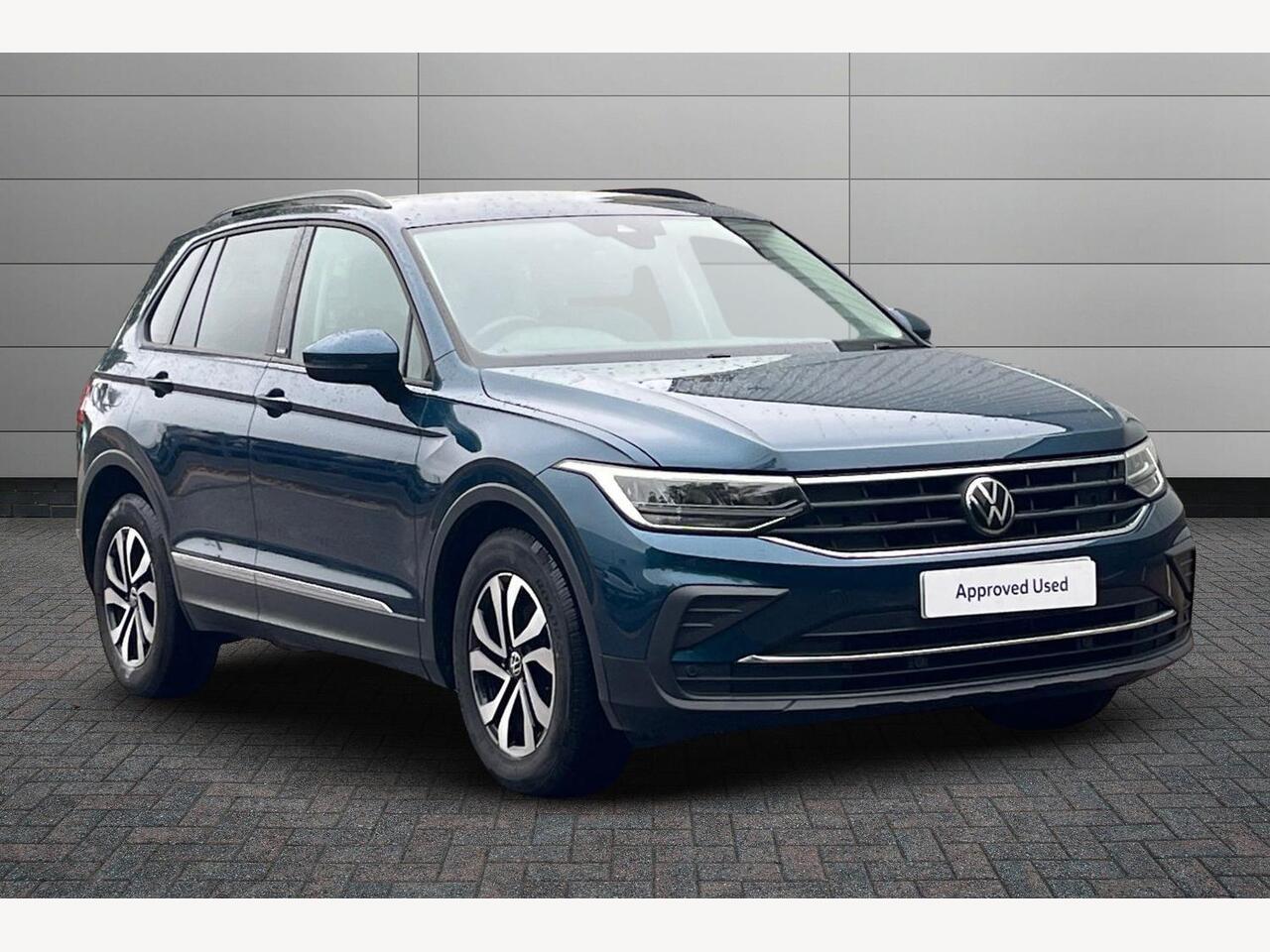 Main listing image - Volkswagen Tiguan