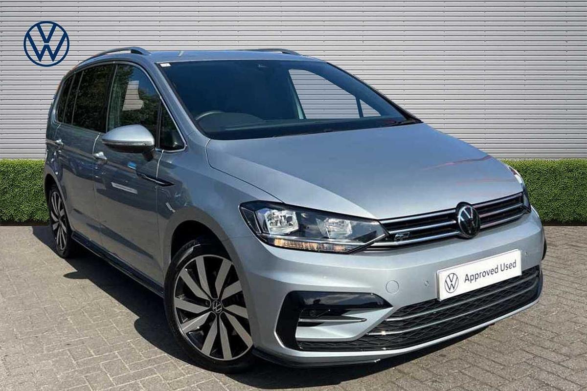 Main listing image - Volkswagen Touran