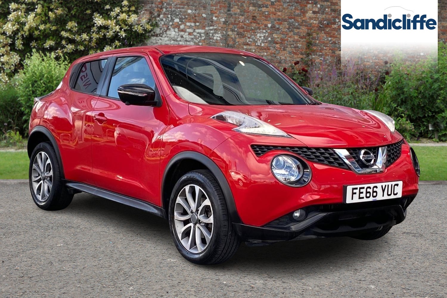 Main listing image - Nissan Juke