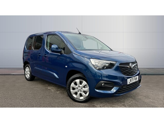 Main listing image - Vauxhall Combo Life