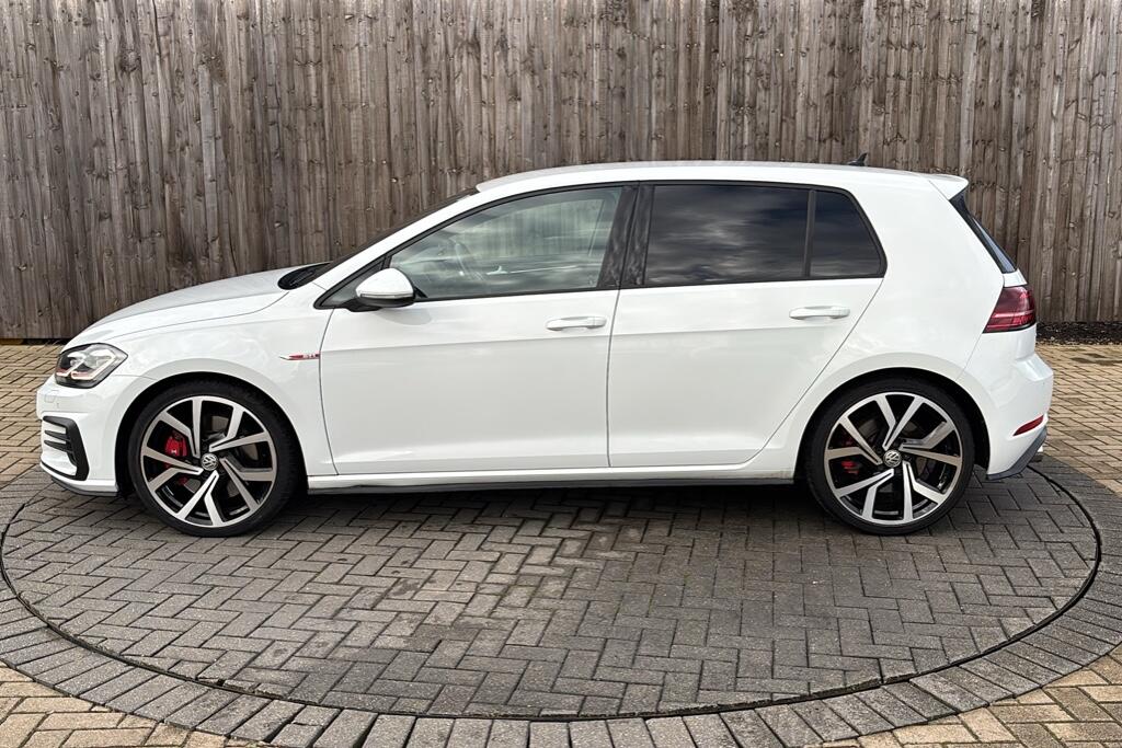 Main listing image - Volkswagen Golf GTI