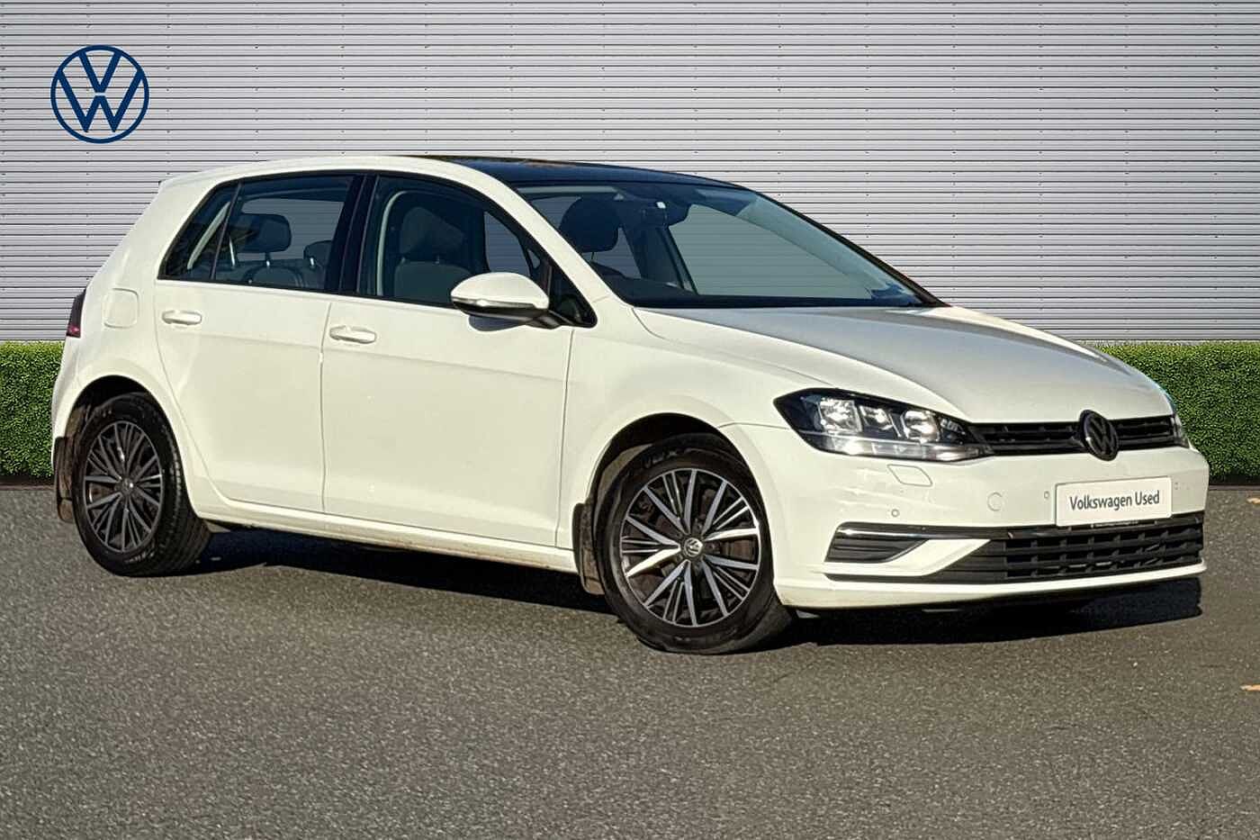 Main listing image - Volkswagen Golf