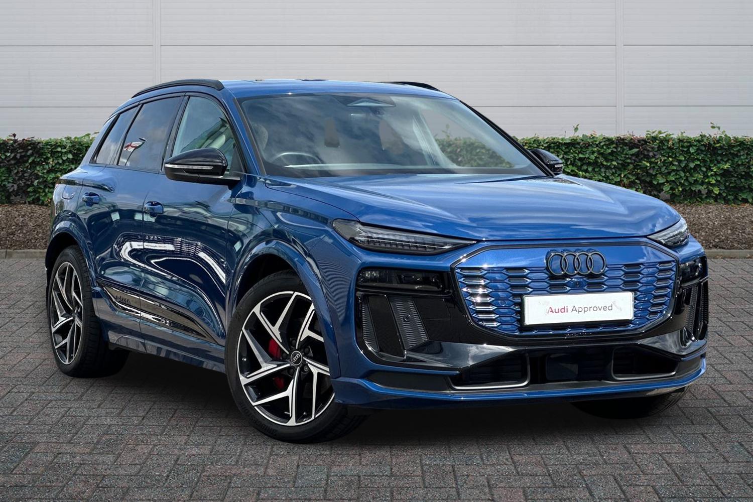 Main listing image - Audi Q6