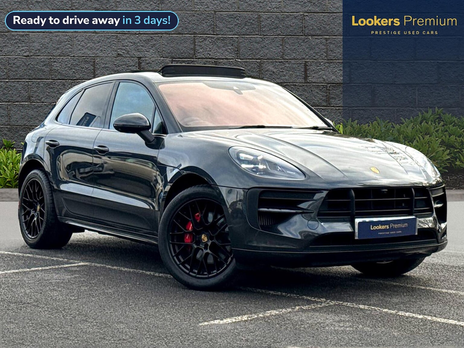 Main listing image - Porsche Macan