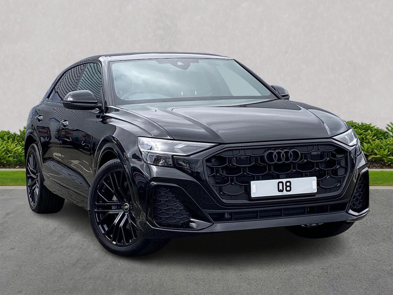 Main listing image - Audi Q8