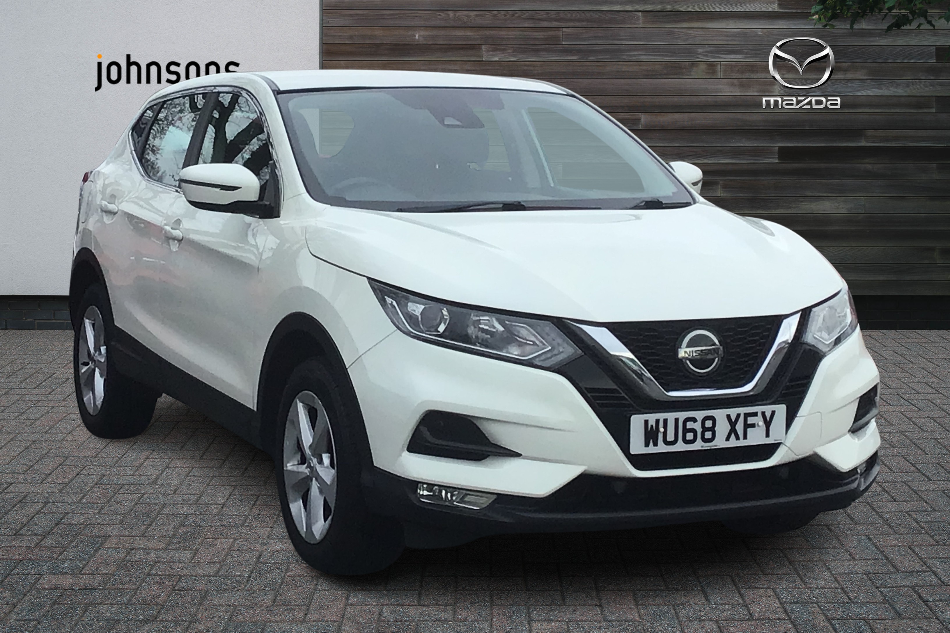 Main listing image - Nissan Qashqai