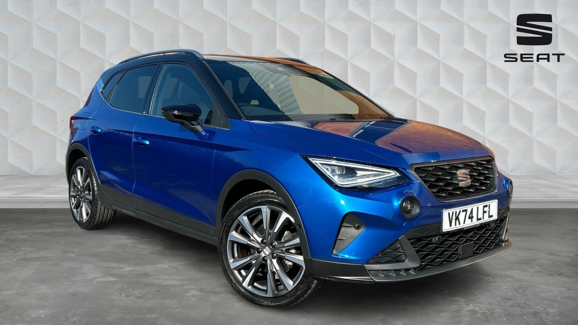 Main listing image - SEAT Arona
