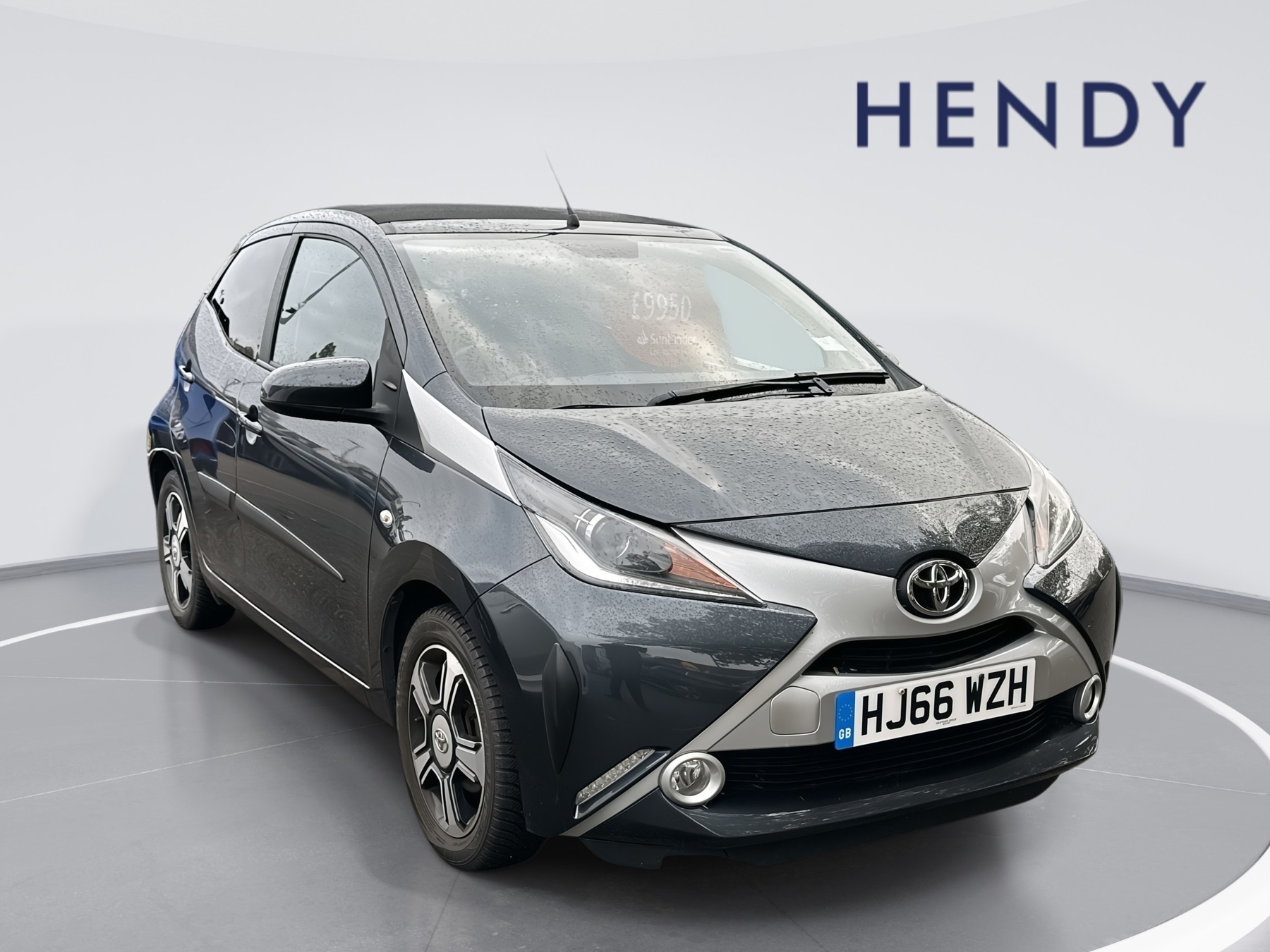 Main listing image - Toyota Aygo