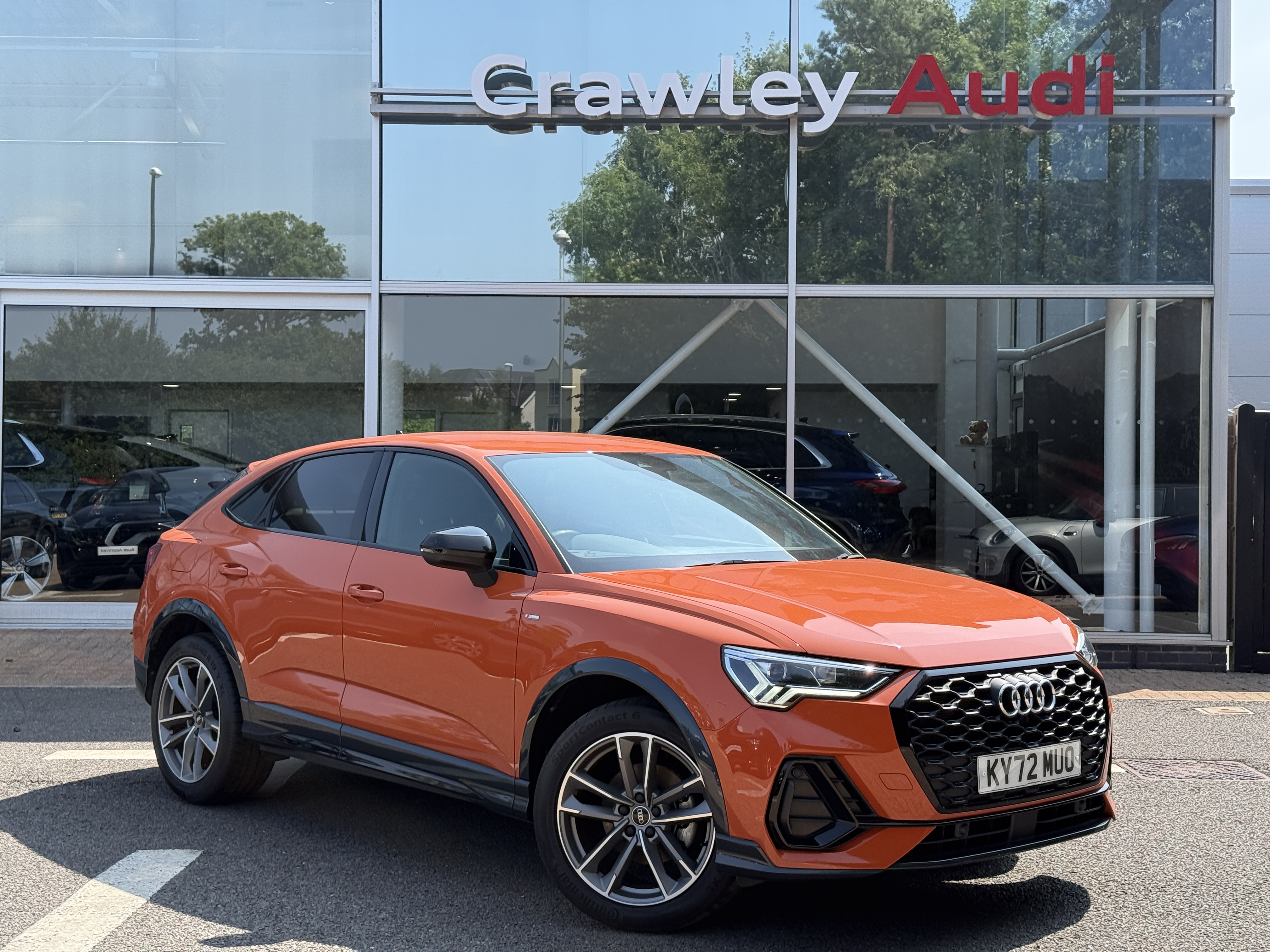 Main listing image - Audi Q3