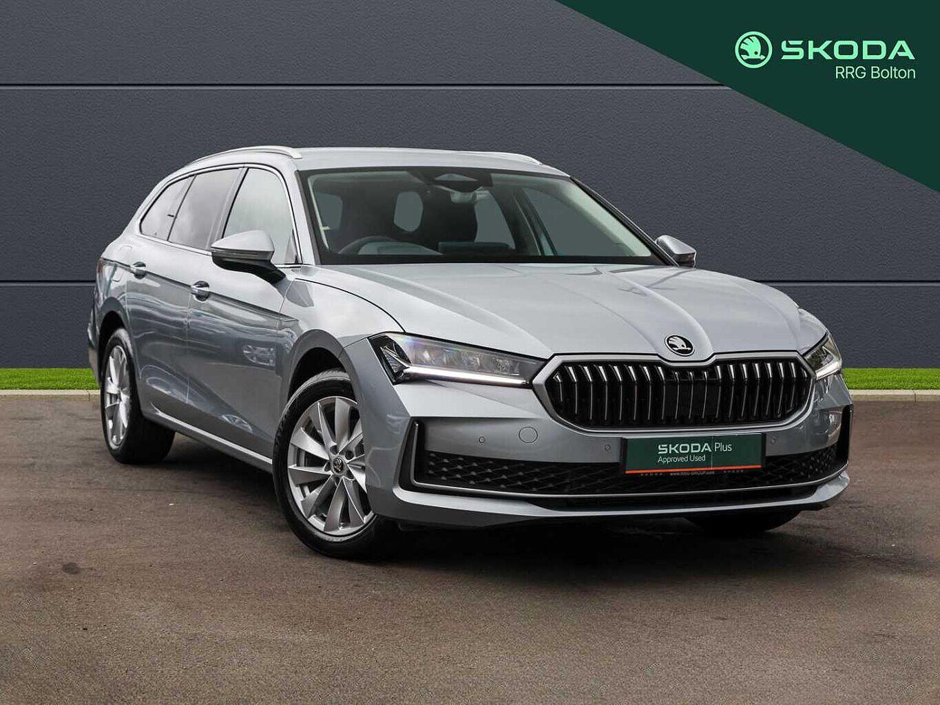 Main listing image - Skoda Superb Estate