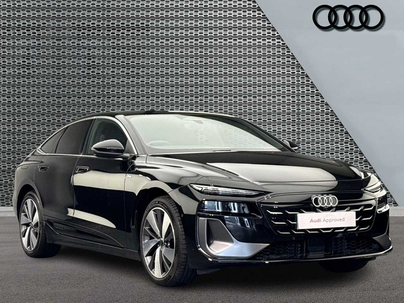 Main listing image - Audi A6
