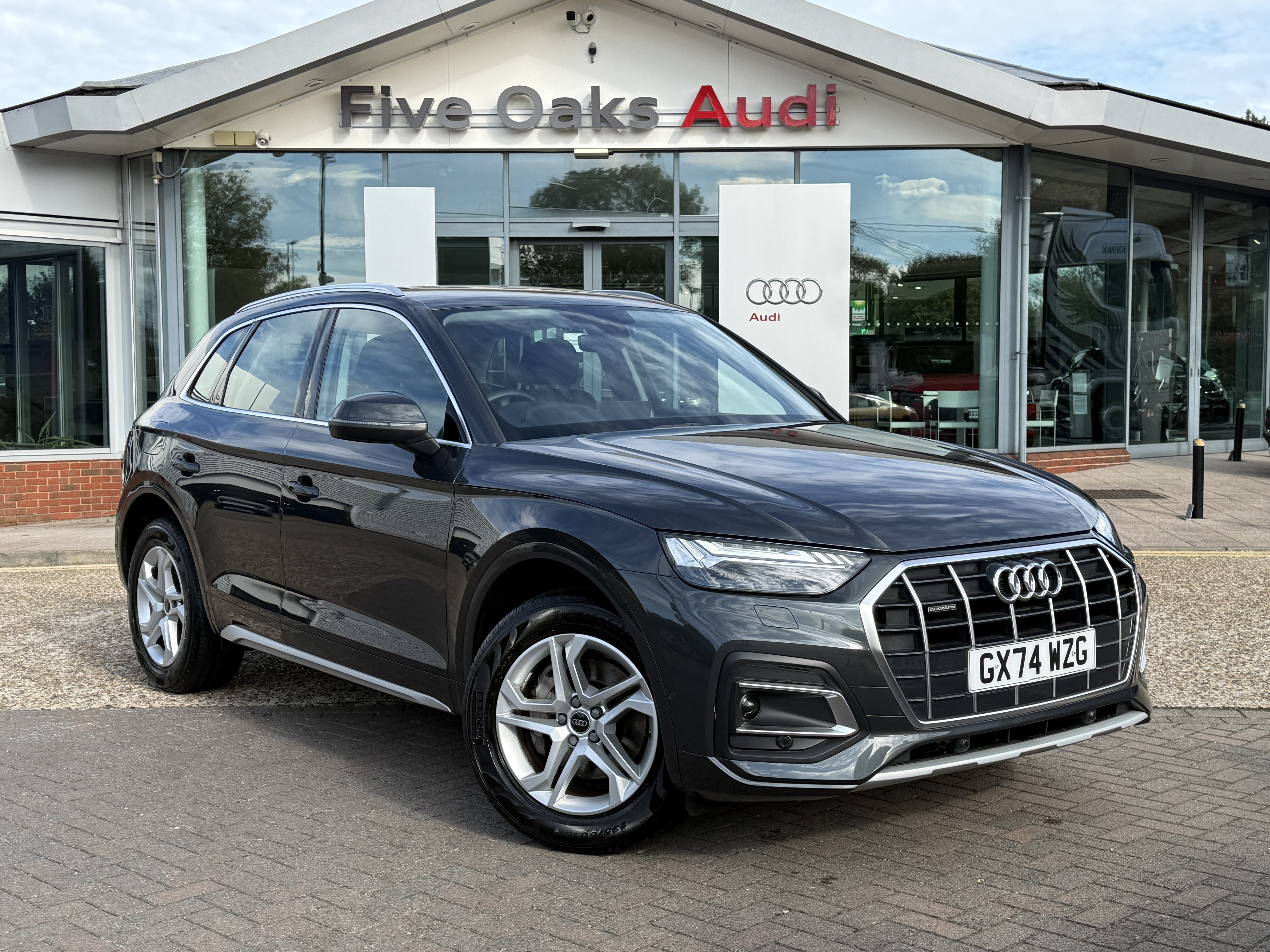 Main listing image - Audi Q5