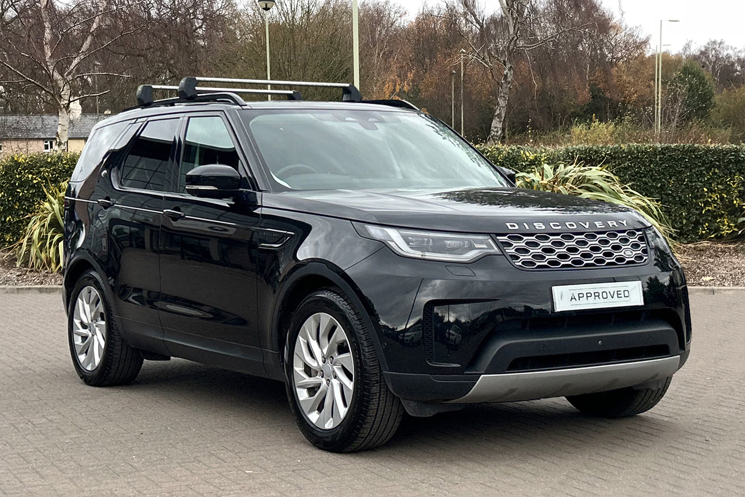 Main listing image - Land Rover Discovery