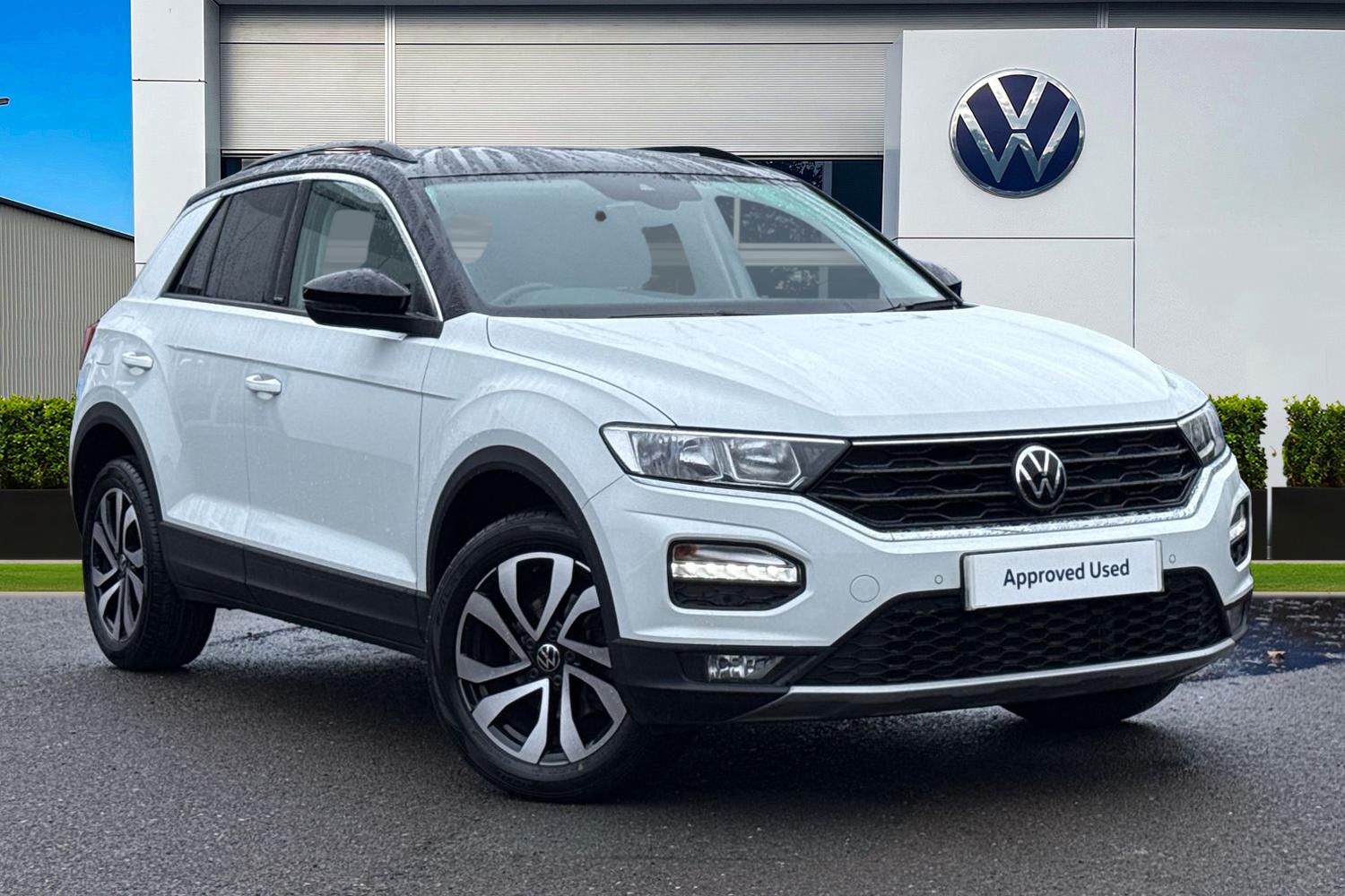 Main listing image - Volkswagen T-Roc