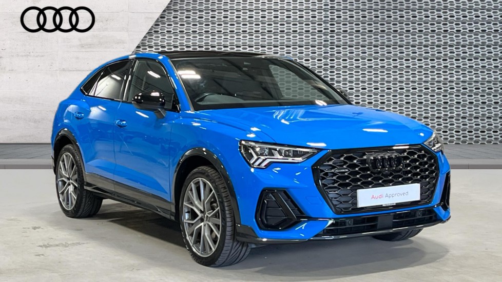 Main listing image - Audi Q3