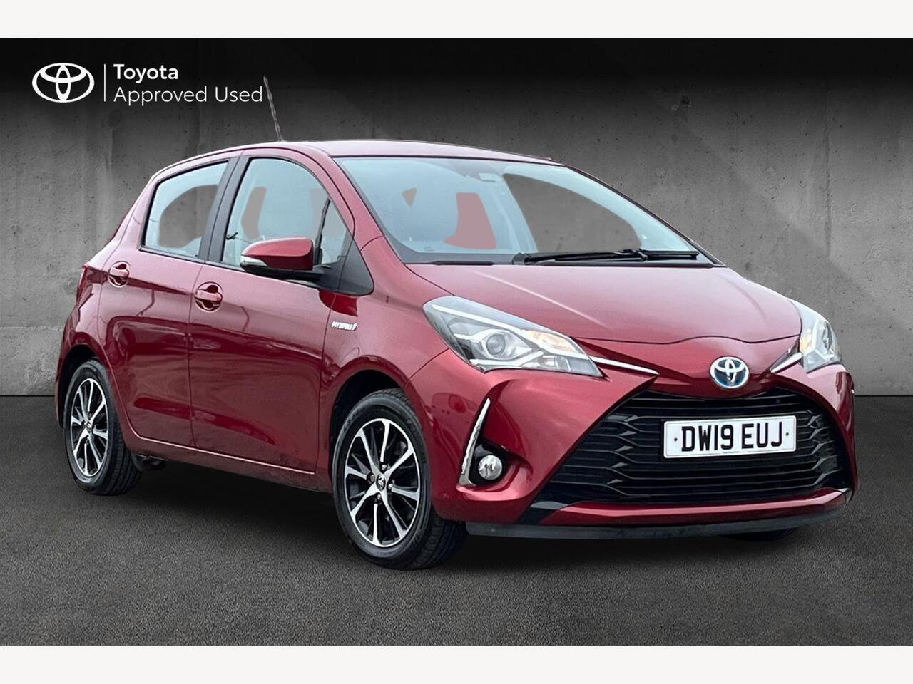 Main listing image - Toyota Yaris