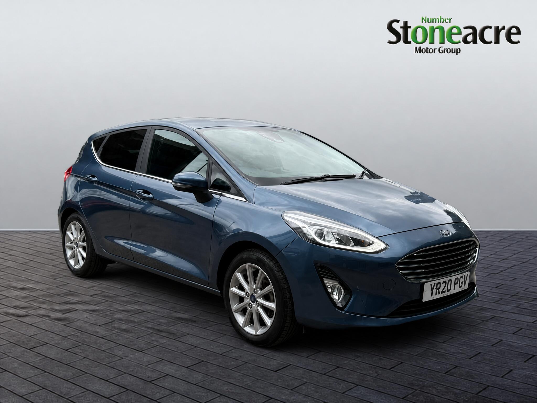 Main listing image - Ford Fiesta
